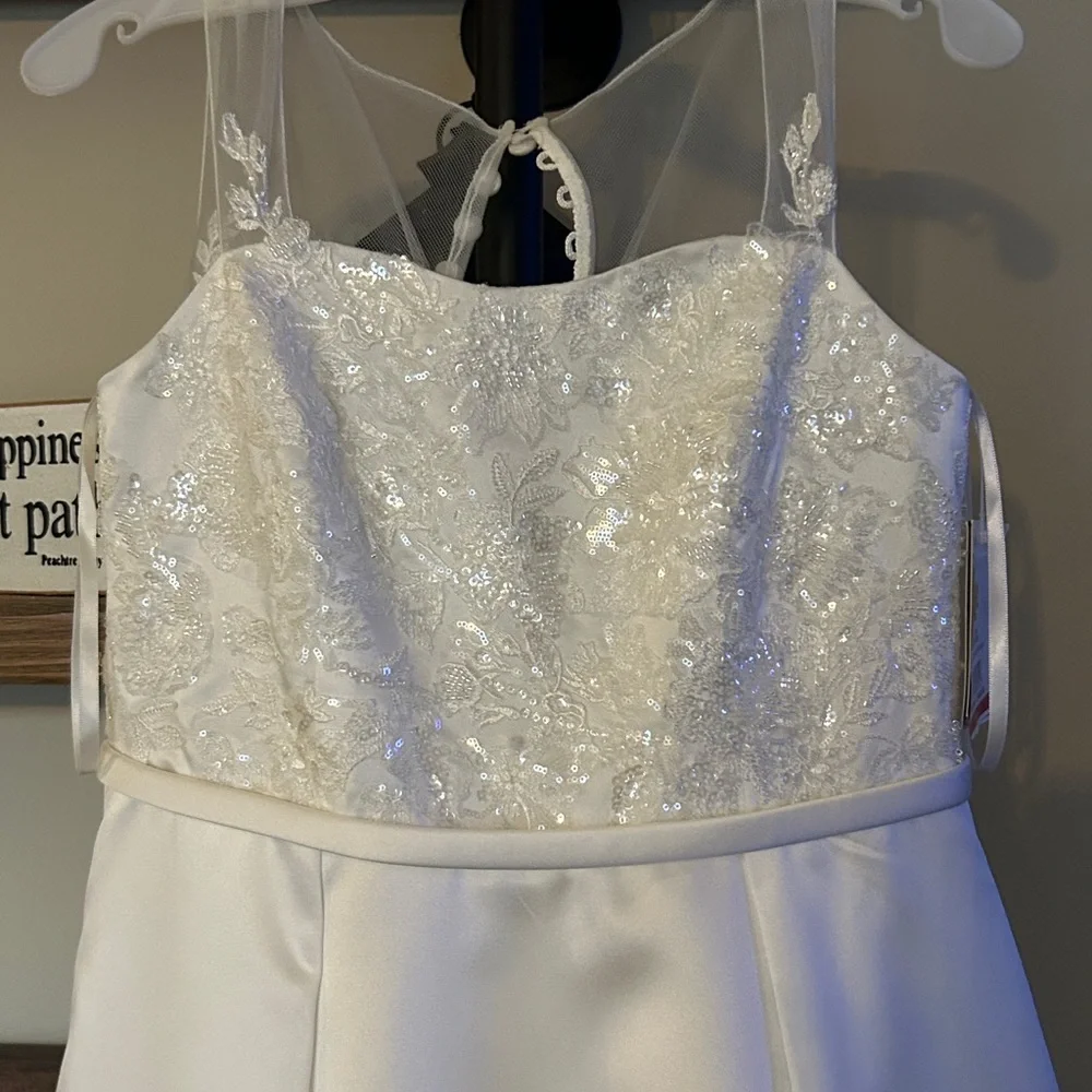David's Bridal Ivory Sequin Bodice Satin A-Line Girls' Dress - Picture 3 of 8